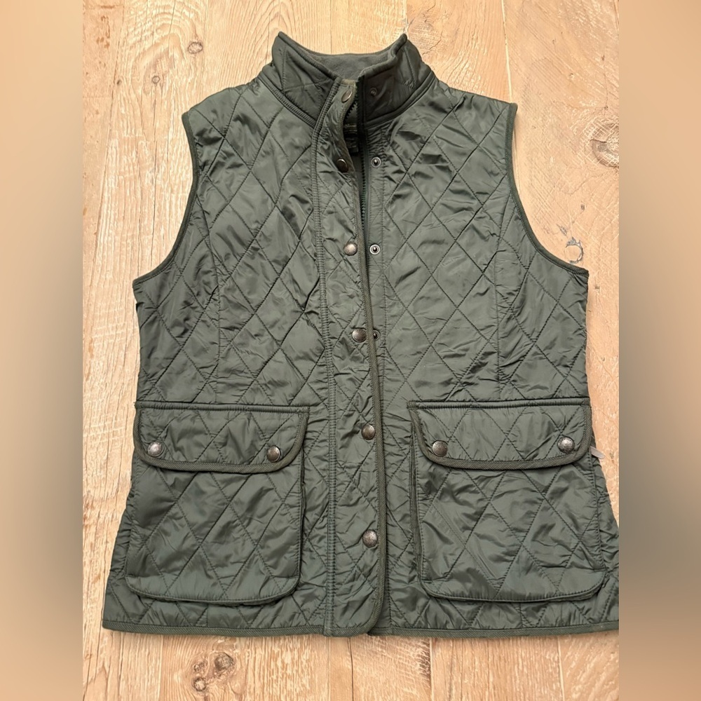 Eddie Bauer Quilted Stand-Collar Utility Vest in Olive
